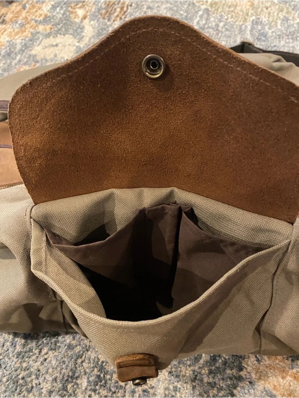 Bag, Men's Canvas Messenger Olive w/Brown Leather Trim
